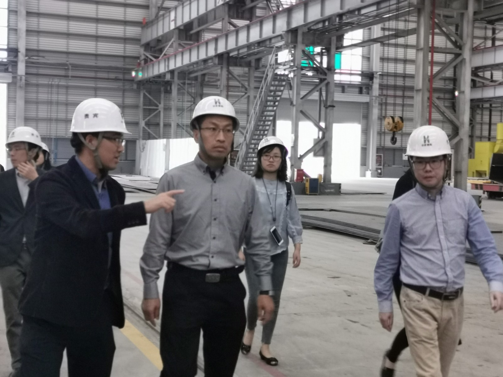 田世云一行调研中国华西